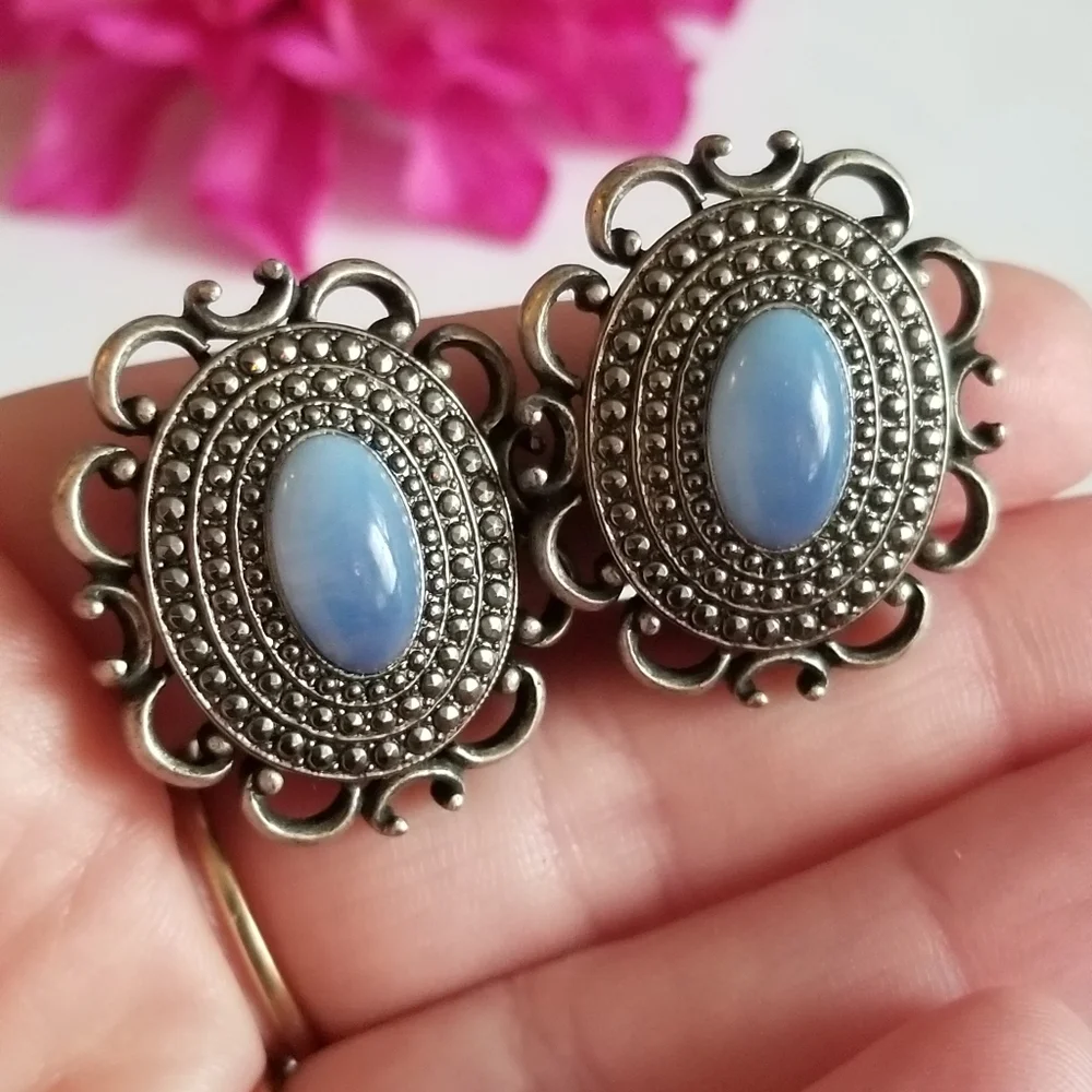 Vintage Kirk's Folly earrings Faux opal silver tone clipon clip back oval